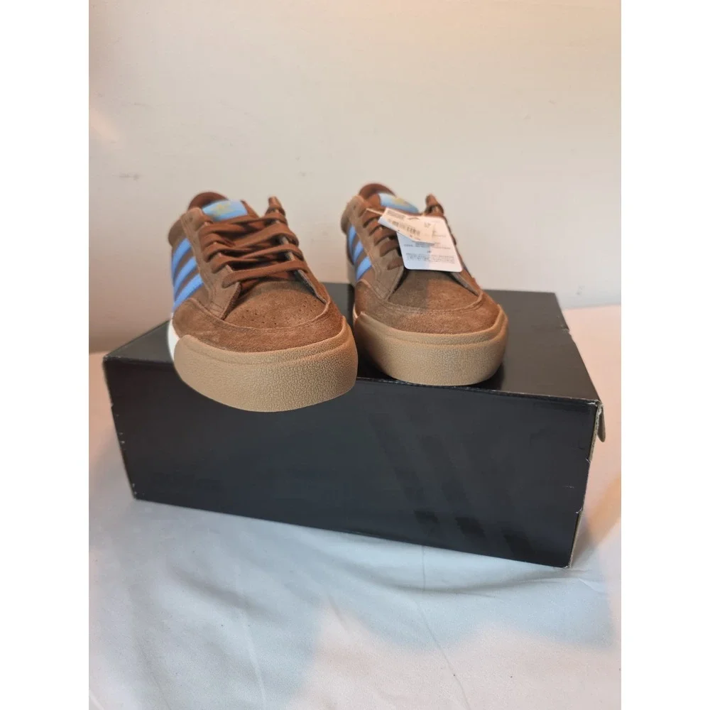 Adidas Nora Unisex New With Box Sneakers Men 11 Women 12 Brown/Blue JP8595 Skate